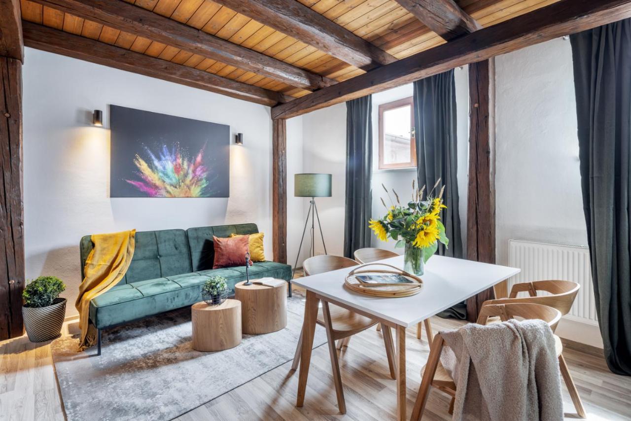 Wine & Bike City Tower Apartments Znojmo Exterior foto