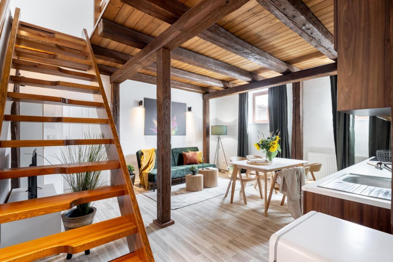 Wine & Bike City Tower Apartments Znojmo Exterior foto